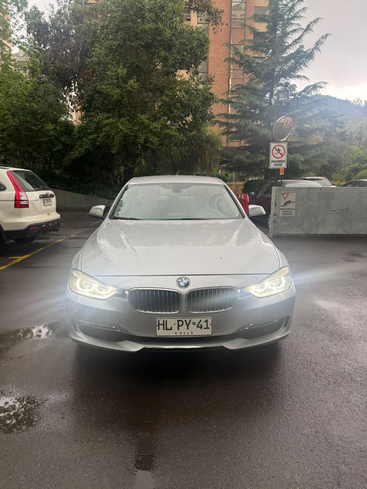 BMW 318 2016, foto 1