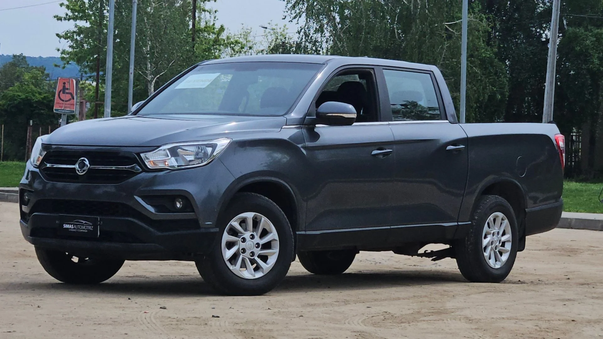 Ssangyong Musso Grand 2.2 Mt 2021, foto 1