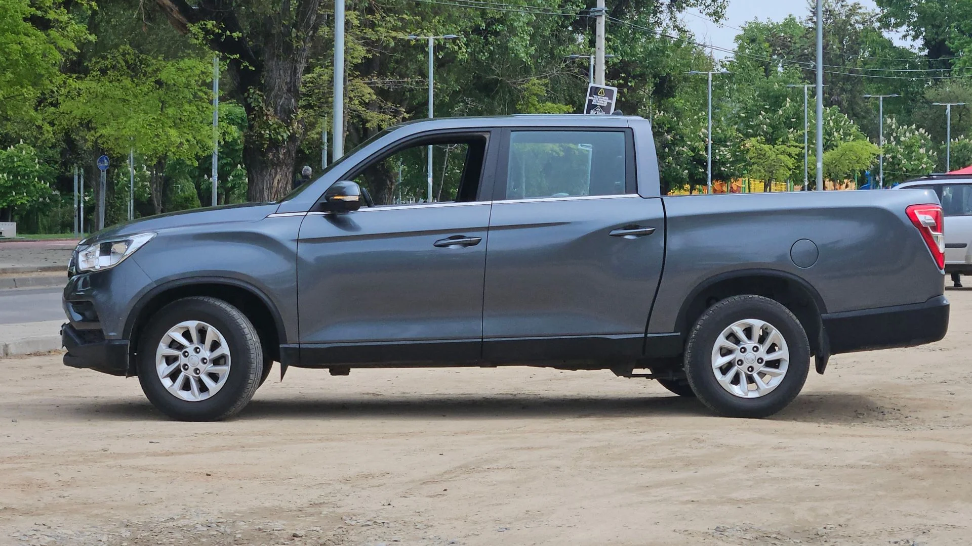 Ssangyong Musso Grand 2.2 Mt 2021, foto 7