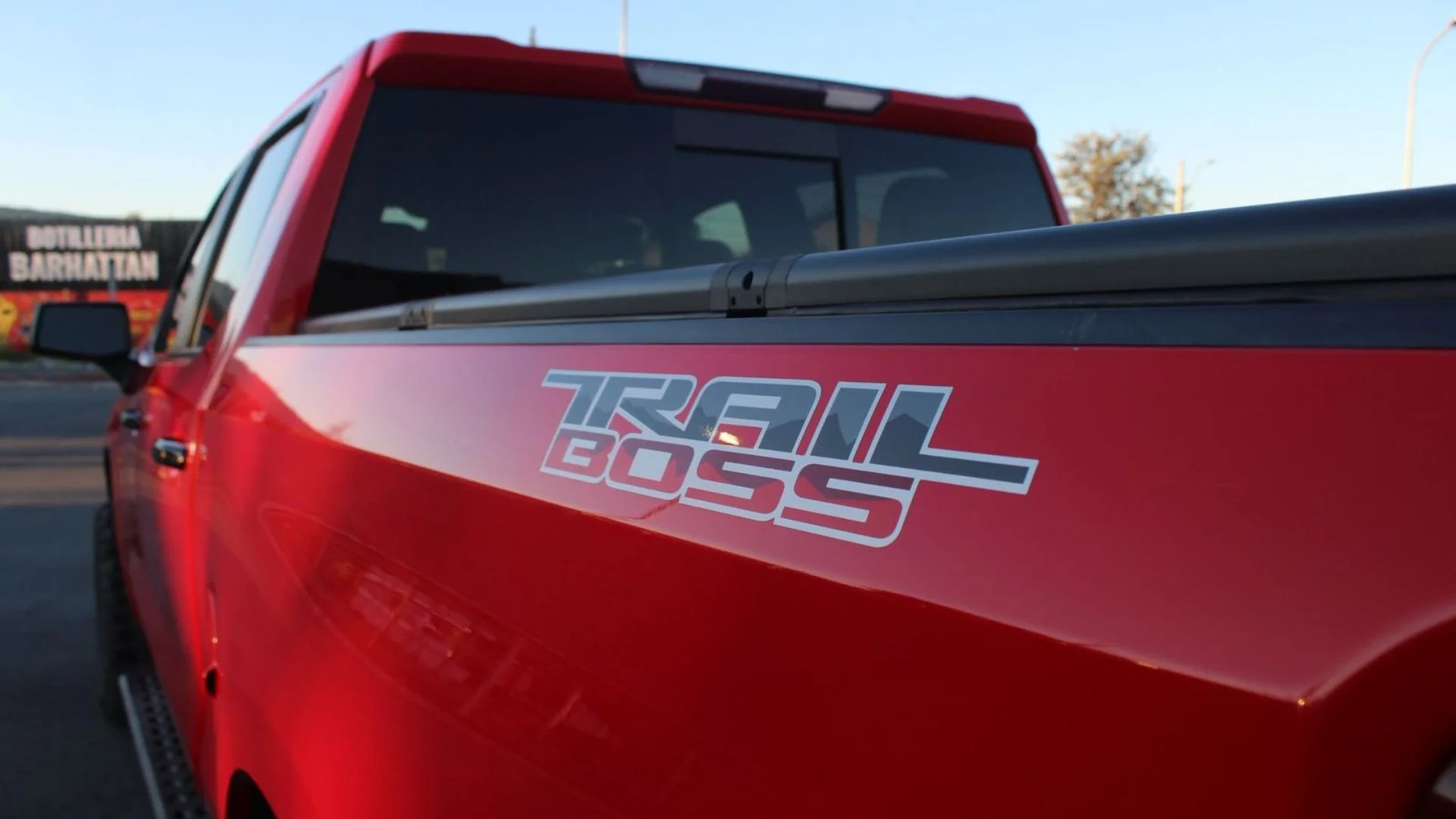 Chevrolet Silverado Z71 Trail Boss 5.3 4x4 AT 2022, foto 2